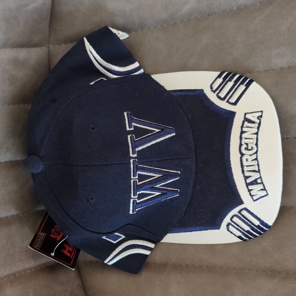 West Virginia Stretch Fit Hat Cap Men’s S/M‎